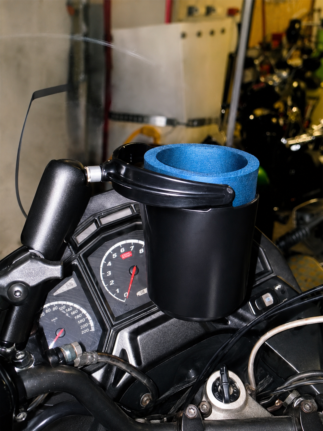 RAM Bekerhouder voor motor – zelf nivellerend  - RAM-B-132-309U