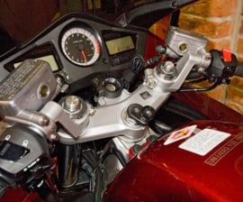 Support de fourche RAM Mount avec fixation sur le té de fourche - RAM-B-342U