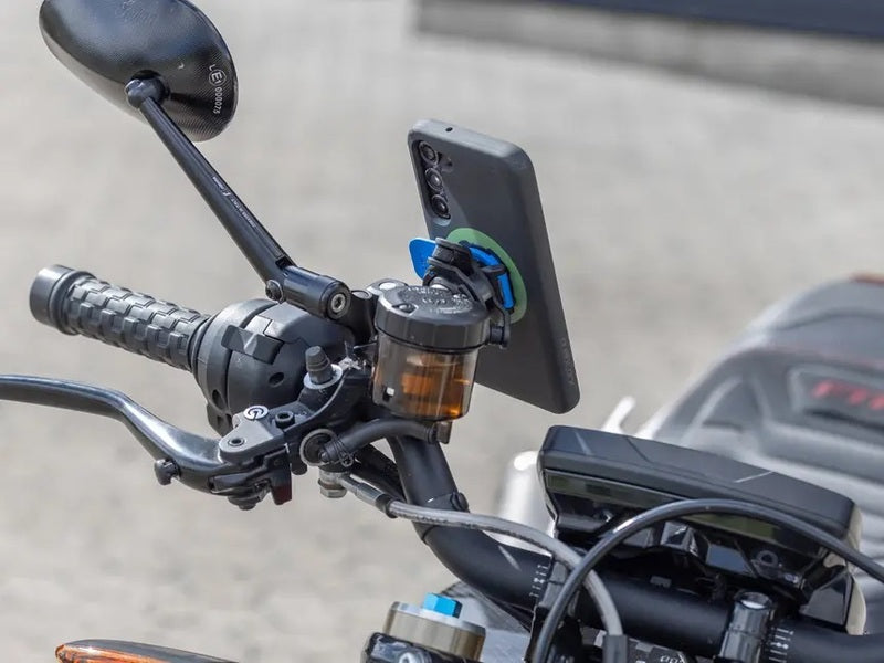 Quad Lock Brake/Clutch Mount Bundle with iPhone Case