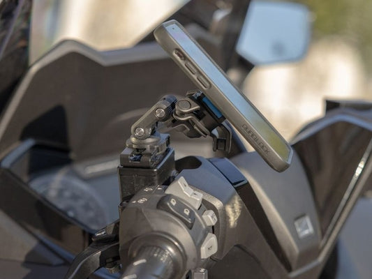 MAG Quad Lock remvloeistof reservoir mount bundel met MAG iPhone hoesje voor motor
