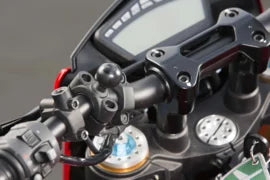 Fixation RAM Mount sur tube avec boule de 1 pouce - RAM-B-408-75-1U
